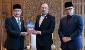 PM Malaysia Anwar Ibrahim Terima Lawatan Ketua Umum Muhammadiyah